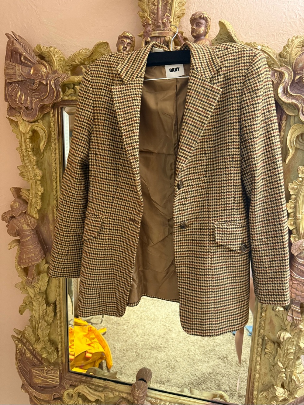 DKNY Women’s wool/cashmere blend houndstooth jacket